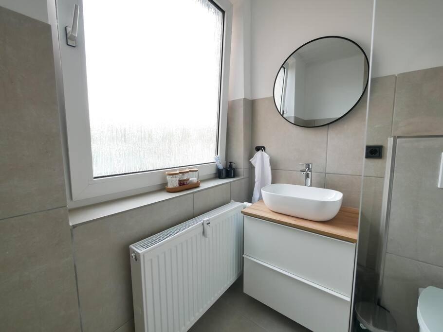 Ferienwohnung 69 M², Zentral, Balkon, Stilvoll Osnabrück Exterior foto